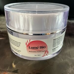 Restorative Youth Cream - White